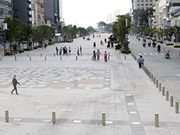 Thiết kế, chế tạo và lắp đặt trụ chắn xe quảng trường